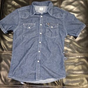 Lee women’s shirt sleeve shirt